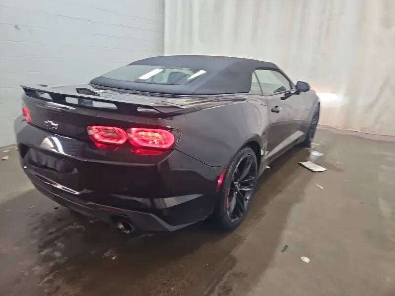 chevrolet camaro 2022 1G1FB3DS5N0129868 image chevrolet camaro 2022 1G1FB3DS5N0129868 image