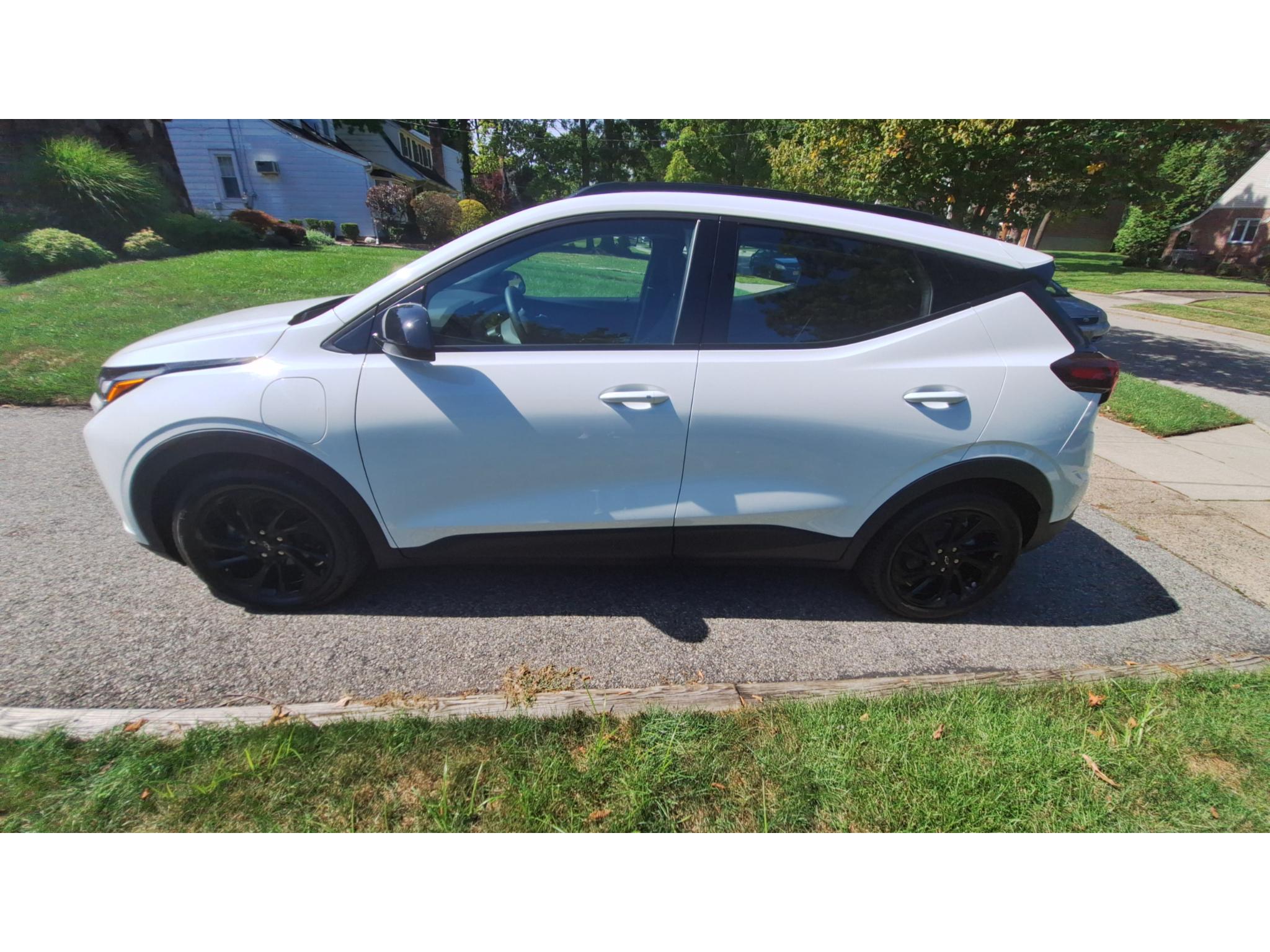 chevrolet bolt 2027 1G1FZ6EV2VF106888 image chevrolet bolt 2027 1G1FZ6EV2VF106888 image
