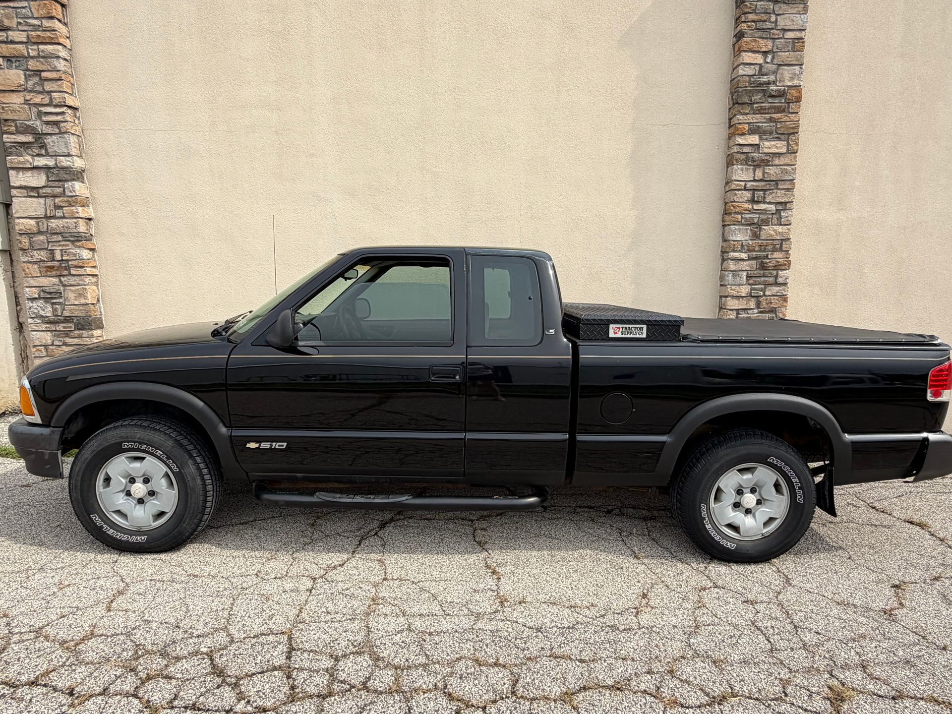 chevrolet s-10 1994 1GCDT19Z7R8158334 image chevrolet s-10 1994 1GCDT19Z7R8158334 image