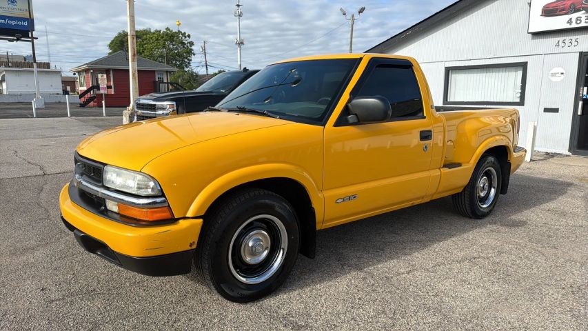 chevrolet s-10 2002 1GCCS145128253027 image chevrolet s-10 2002 1GCCS145128253027 image