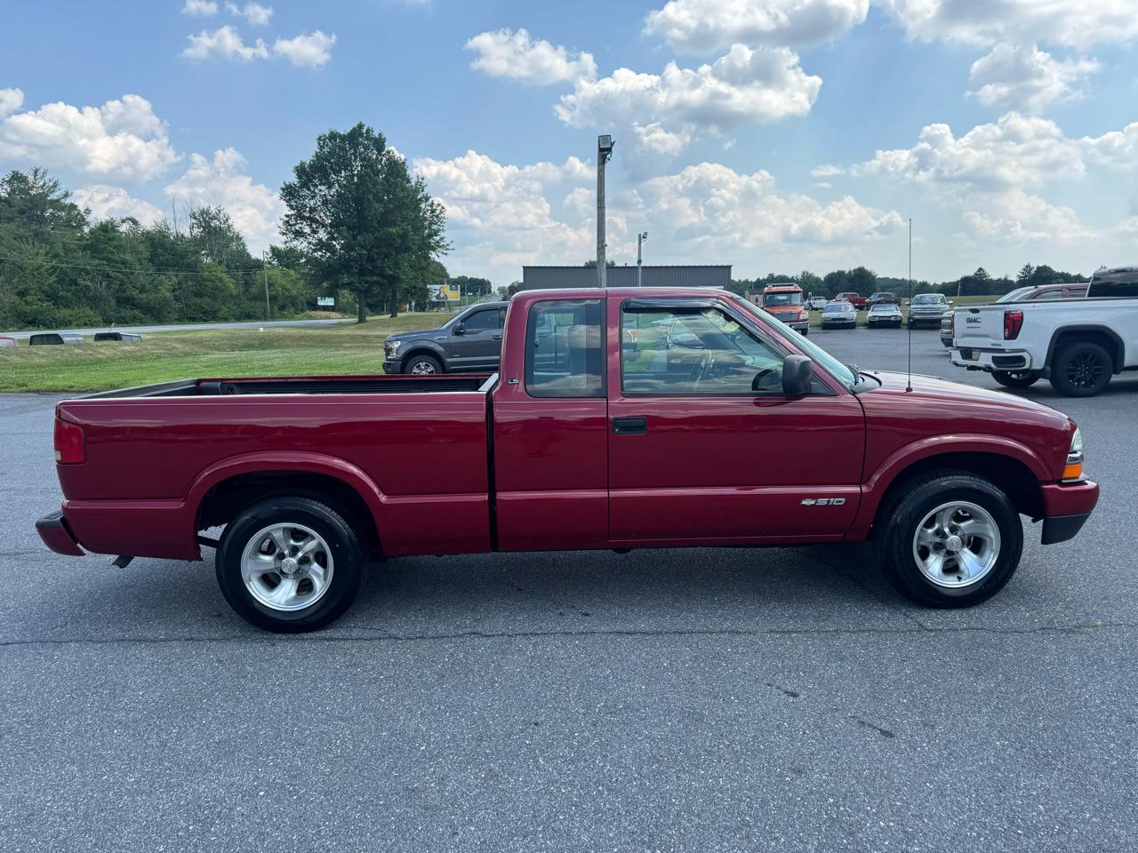 chevrolet s-10 2003 1GCCS19H438166792 image chevrolet s-10 2003 1GCCS19H438166792 image