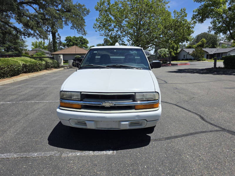 chevrolet s-10 2000 1GCCS14WXY8237331 image chevrolet s-10 2000 1GCCS14WXY8237331 image