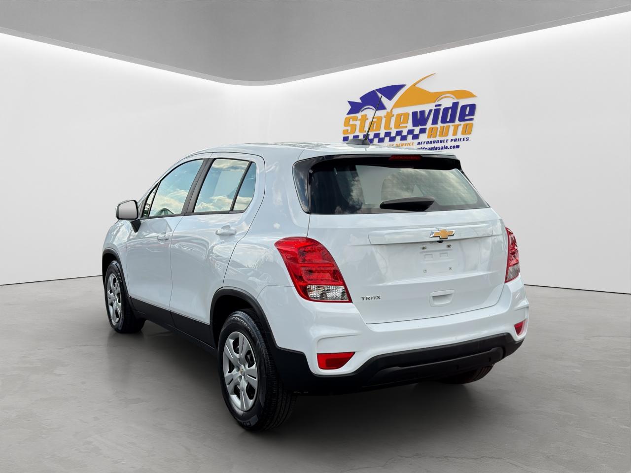 chevrolet trax 2018 KL7CJKSB2JB571092 image chevrolet trax 2018 KL7CJKSB2JB571092 image