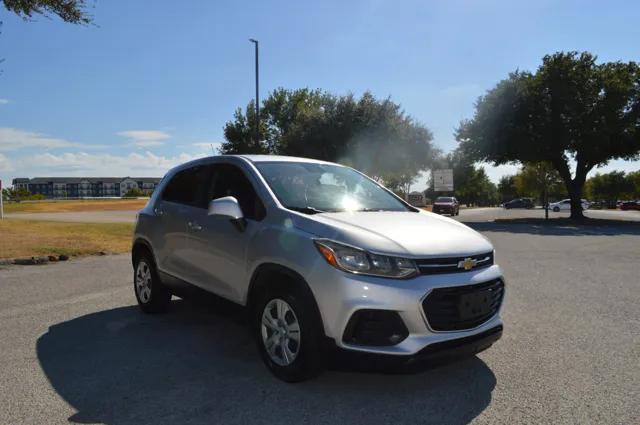 chevrolet trax 2018 KL7CJKSB9JB546979 image chevrolet trax 2018 KL7CJKSB9JB546979 image