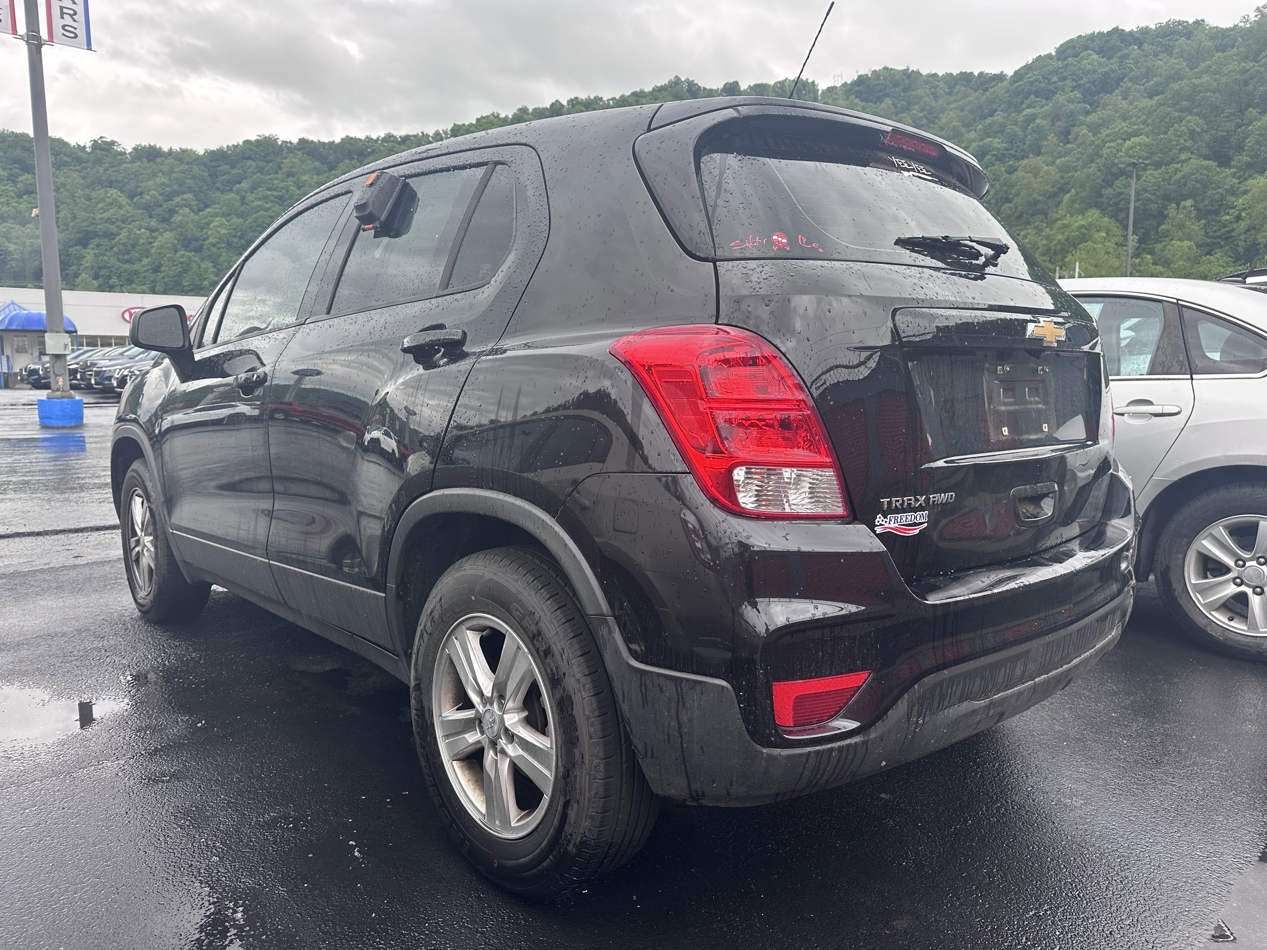 chevrolet trax 2018 3GNCJNSB8JL319325 image chevrolet trax 2018 3GNCJNSB8JL319325 image