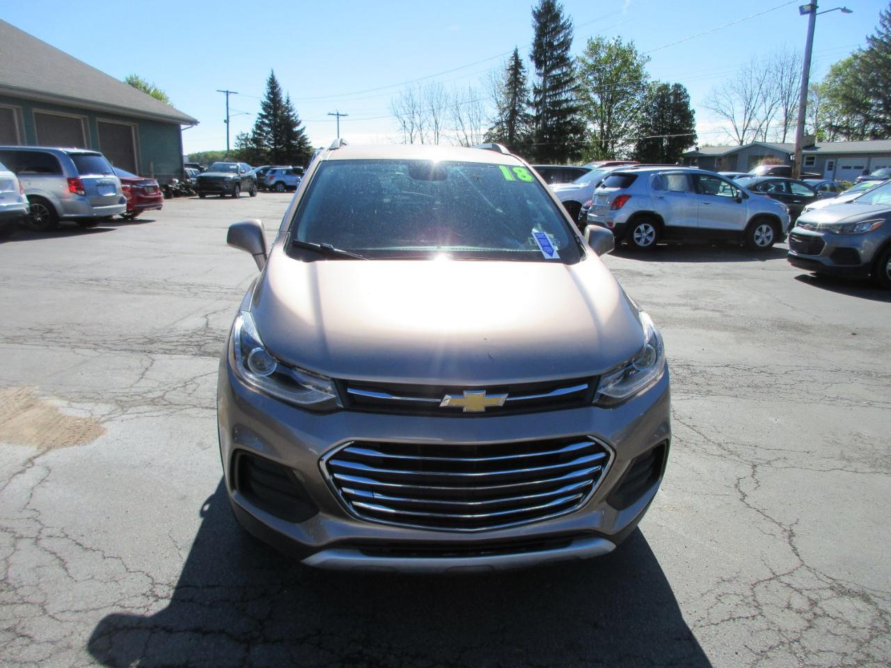chevrolet trax 2018 3GNCJPSB3JL279358 image chevrolet trax 2018 3GNCJPSB3JL279358 image