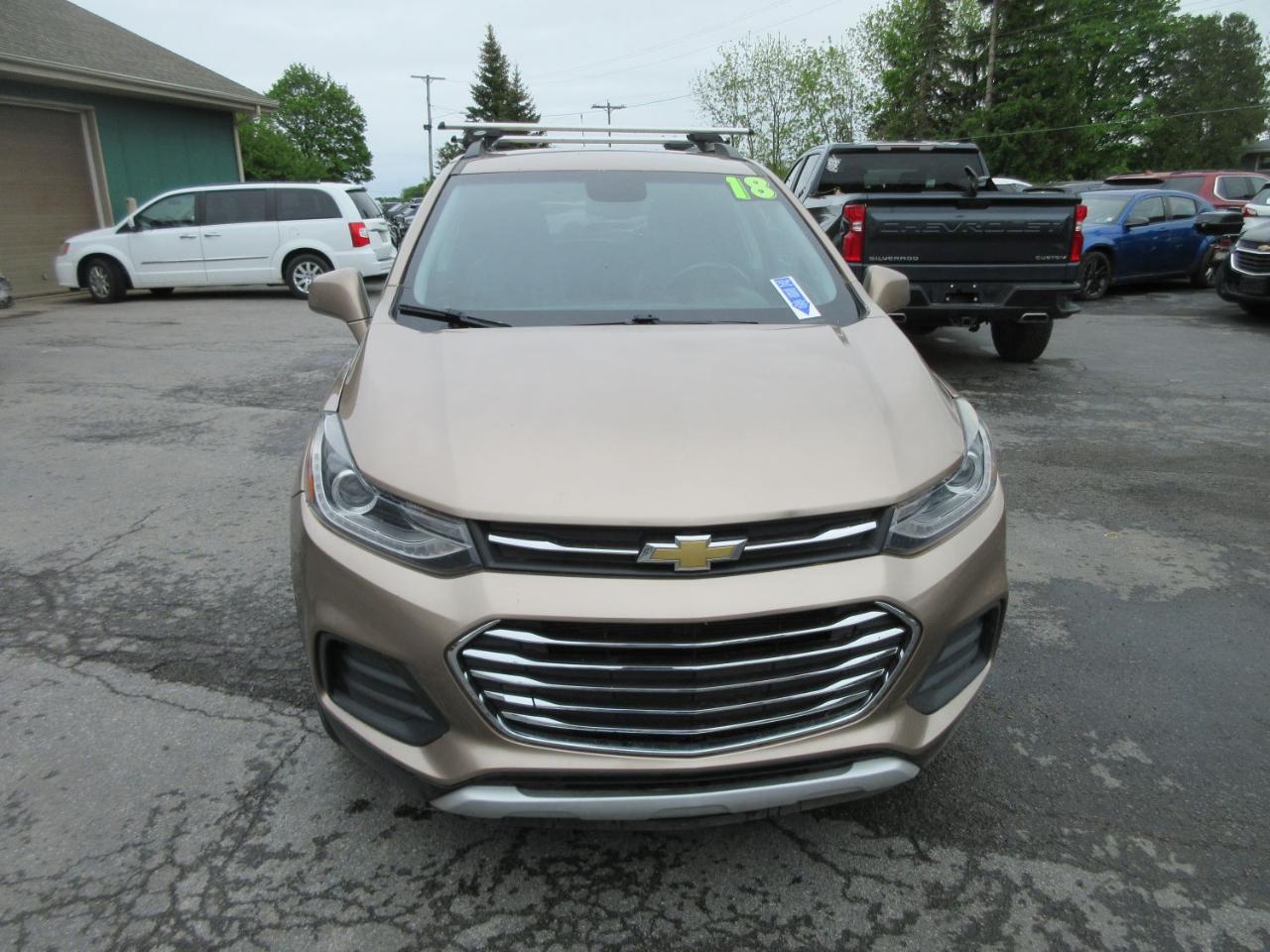 chevrolet trax 2018 3GNCJPSB4JL355198 image chevrolet trax 2018 3GNCJPSB4JL355198 image