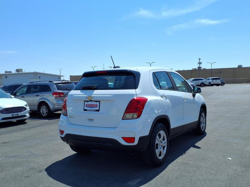 chevrolet trax 2018 KL7CJKSB2JB721069 image chevrolet trax 2018 KL7CJKSB2JB721069 image