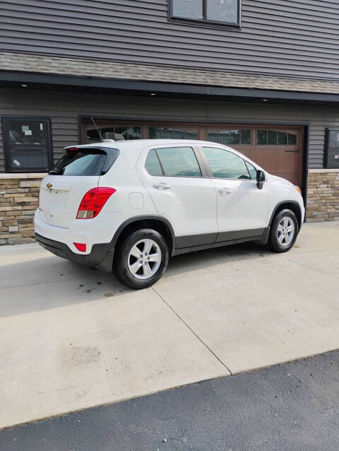 chevrolet trax 2017 3GNCJNSB4HL271140 image chevrolet trax 2017 3GNCJNSB4HL271140 image