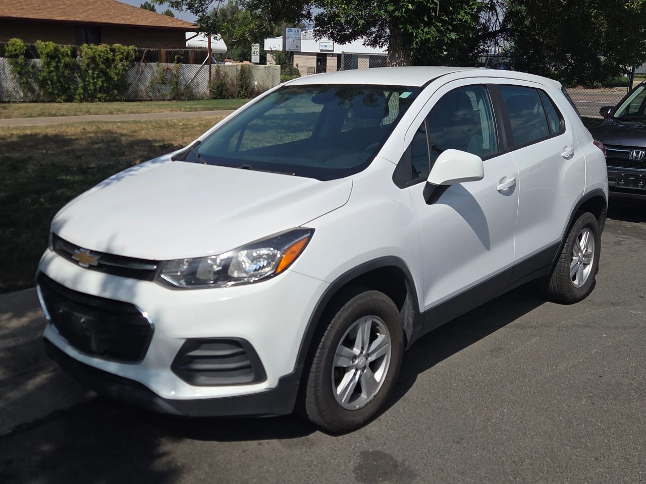 chevrolet trax 2017 3GNCJNSB5HL289467 image chevrolet trax 2017 3GNCJNSB5HL289467 image