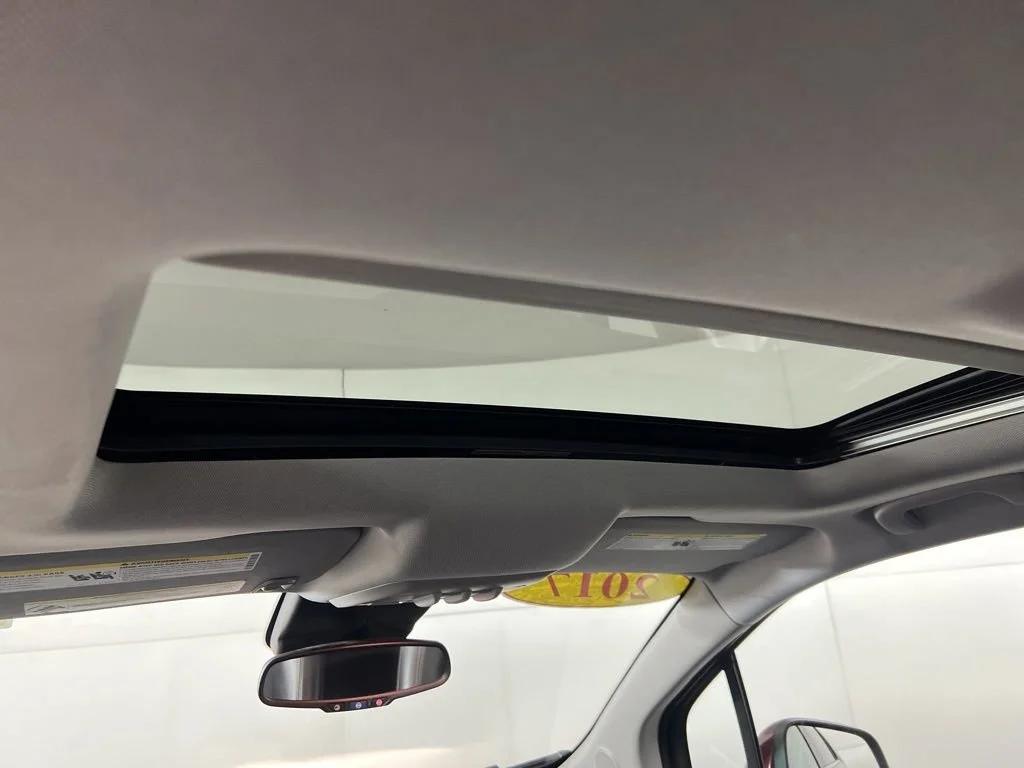 chevrolet trax 2017 3GNCJPSB0HL273818 image chevrolet trax 2017 3GNCJPSB0HL273818 image
