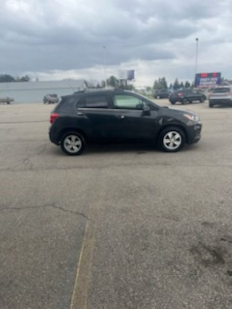 chevrolet trax 2017 3GNCJLSB4HL258327 image chevrolet trax 2017 3GNCJLSB4HL258327 image