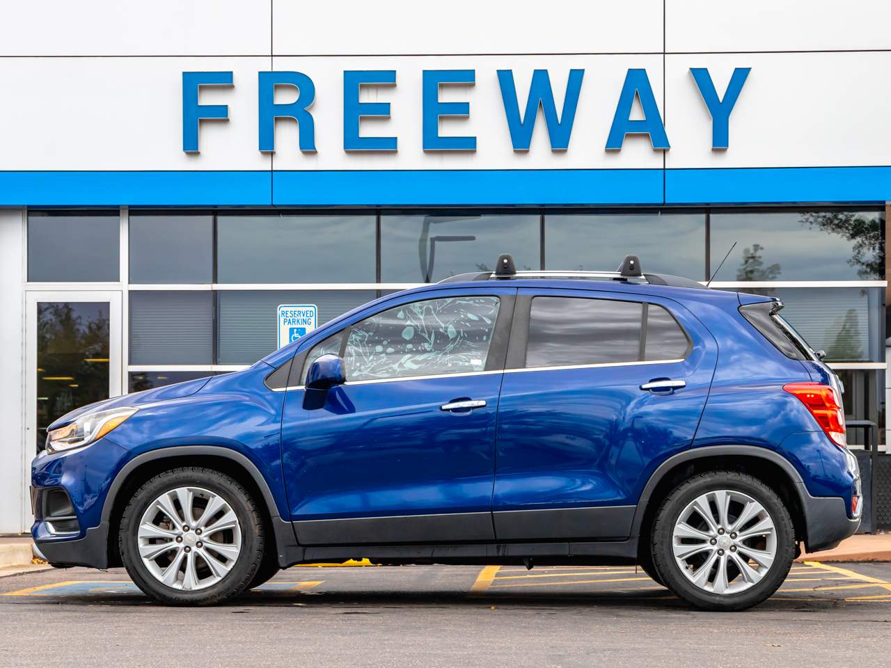 chevrolet trax 2017 3GNCJMSB2HL176148 image chevrolet trax 2017 3GNCJMSB2HL176148 image