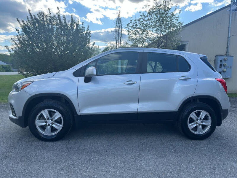chevrolet trax 2017 3GNCJNSB7HL272217 image chevrolet trax 2017 3GNCJNSB7HL272217 image