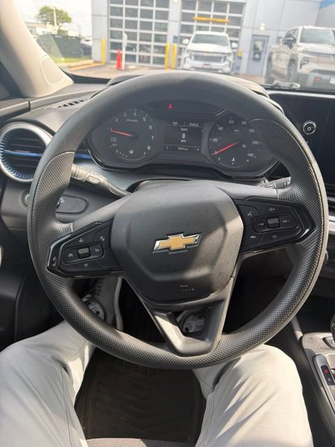 chevrolet trax 2024 KL77LFE27RC025599 image chevrolet trax 2024 KL77LFE27RC025599 image