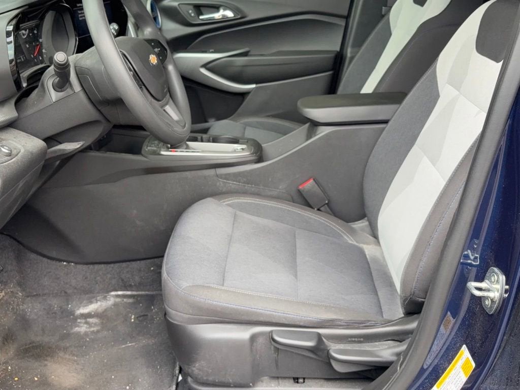 chevrolet trax 2024 KL77LFE2XRC034295 image chevrolet trax 2024 KL77LFE2XRC034295 image