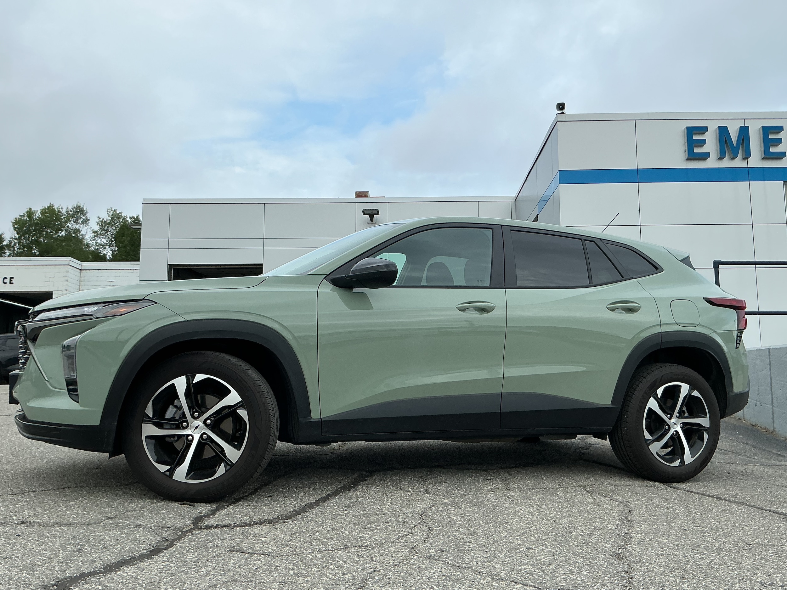 chevrolet trax 2024 KL77LGE21RC105941 image chevrolet trax 2024 KL77LGE21RC105941 image