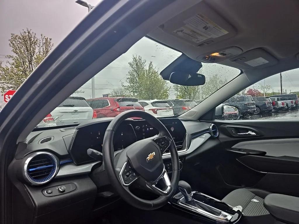 chevrolet trax 2024 KL77LHE24RC076313 image chevrolet trax 2024 KL77LHE24RC076313 image