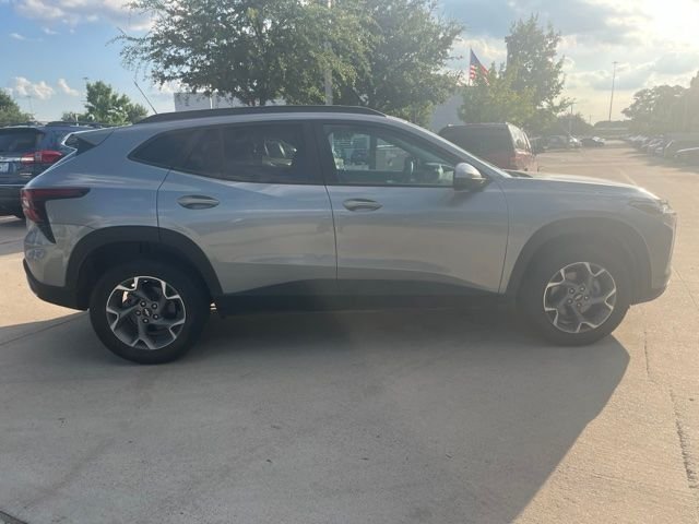 chevrolet trax 2024 KL77LHE2XRC165903 image chevrolet trax 2024 KL77LHE2XRC165903 image