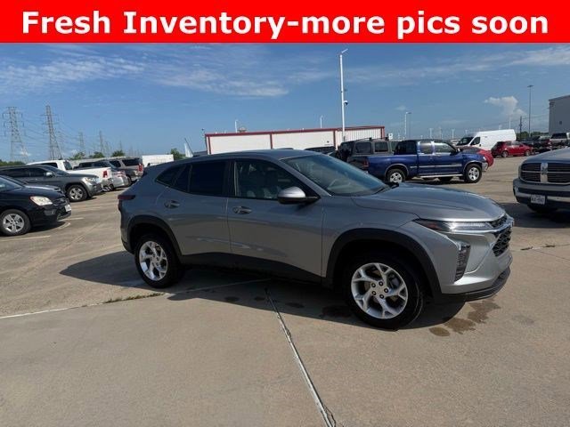 chevrolet trax 2024 KL77LFE21RC245773 image chevrolet trax 2024 KL77LFE21RC245773 image
