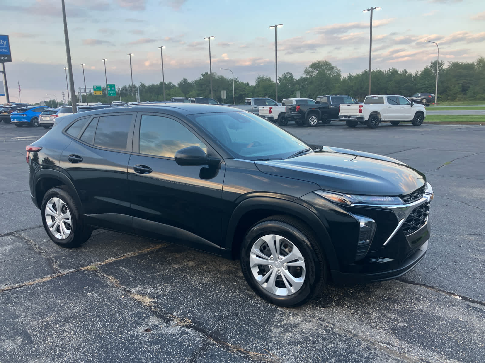 chevrolet trax 2024 KL77LFE24RC016620 image chevrolet trax 2024 KL77LFE24RC016620 image