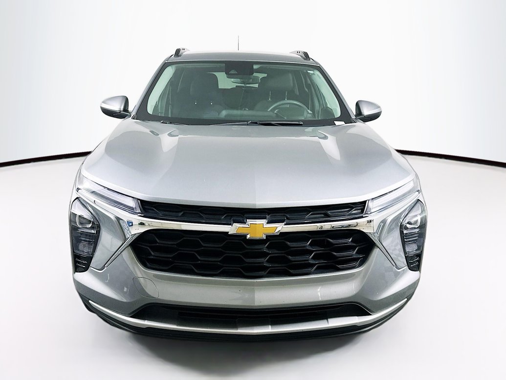 chevrolet trax 2024 KL77LHE27RC227886 image chevrolet trax 2024 KL77LHE27RC227886 image