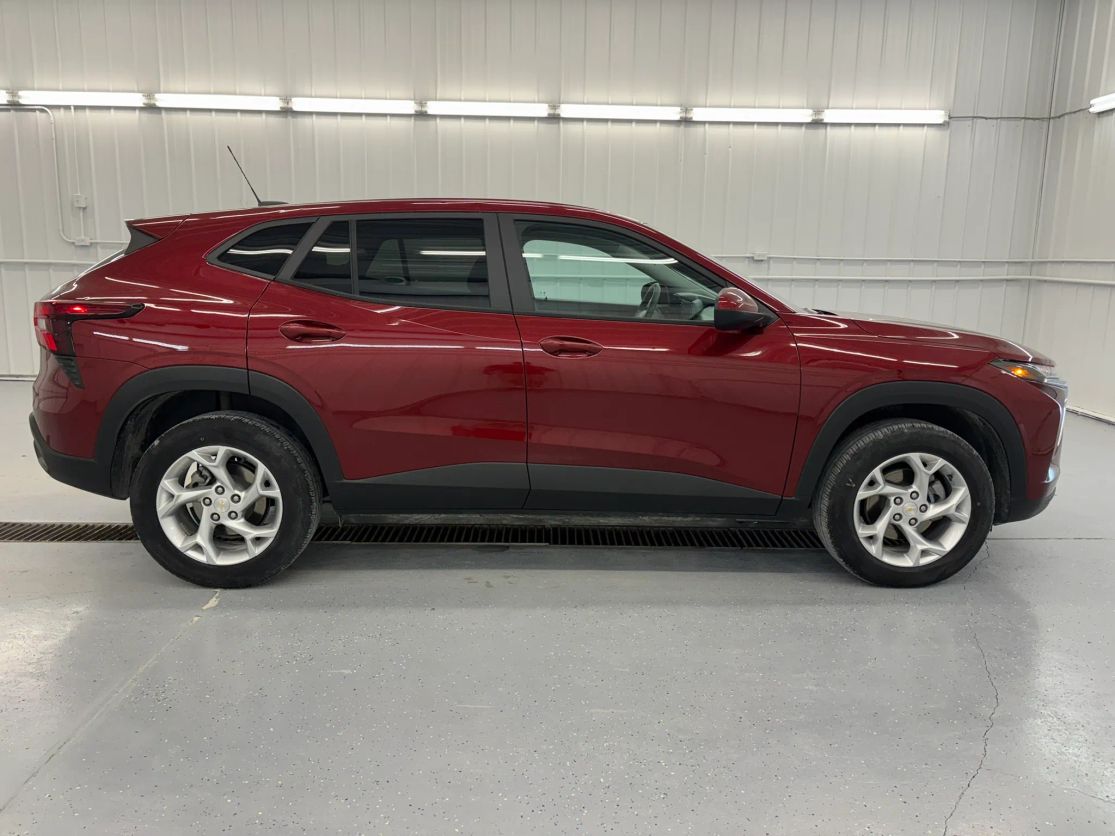 chevrolet trax 2024 KL77LFE27RC195154 image chevrolet trax 2024 KL77LFE27RC195154 image