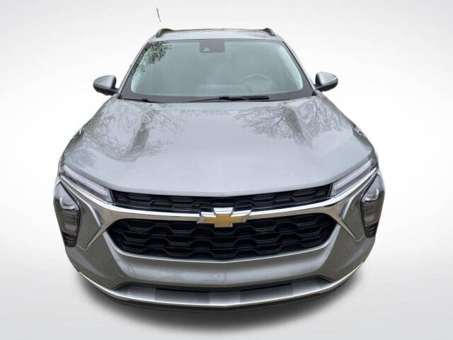 chevrolet trax 2024 KL77LHE27RC201742 image chevrolet trax 2024 KL77LHE27RC201742 image