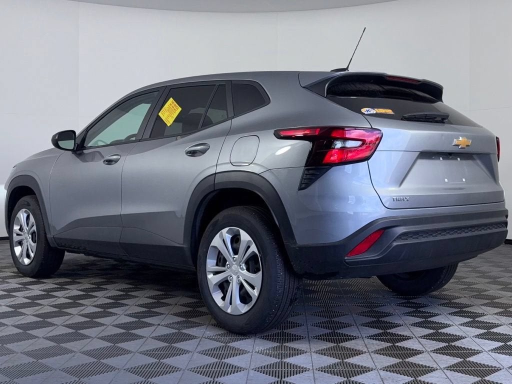 chevrolet trax 2024 KL77LFE23RC095777 image chevrolet trax 2024 KL77LFE23RC095777 image