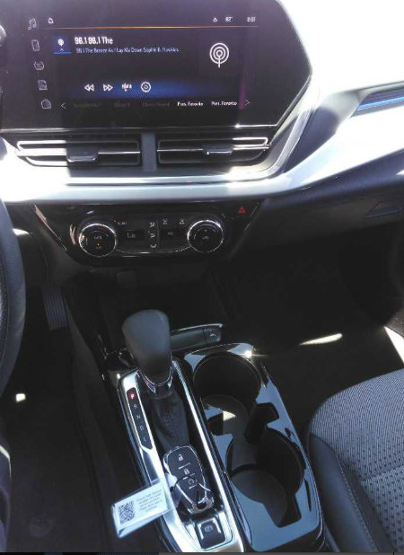 chevrolet trax 2024 KL77LHE25RC229460 image chevrolet trax 2024 KL77LHE25RC229460 image