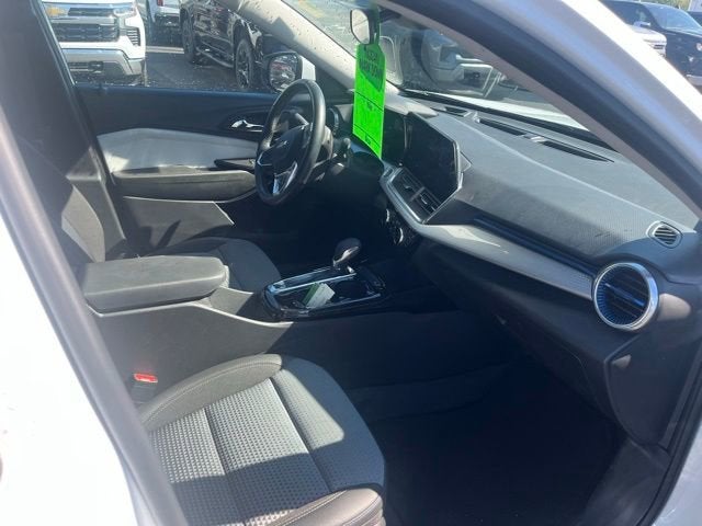 chevrolet trax 2024 KL77LHE26RC050070 image chevrolet trax 2024 KL77LHE26RC050070 image