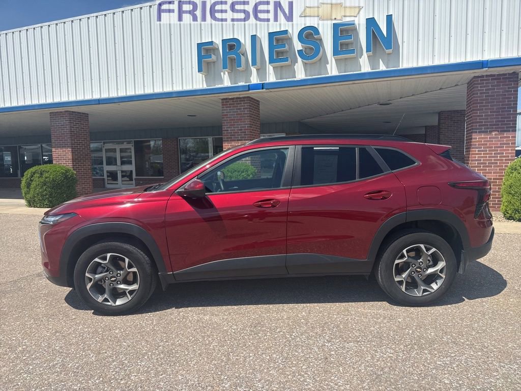 chevrolet trax 2024 KL77LHE29RC114327 image chevrolet trax 2024 KL77LHE29RC114327 image