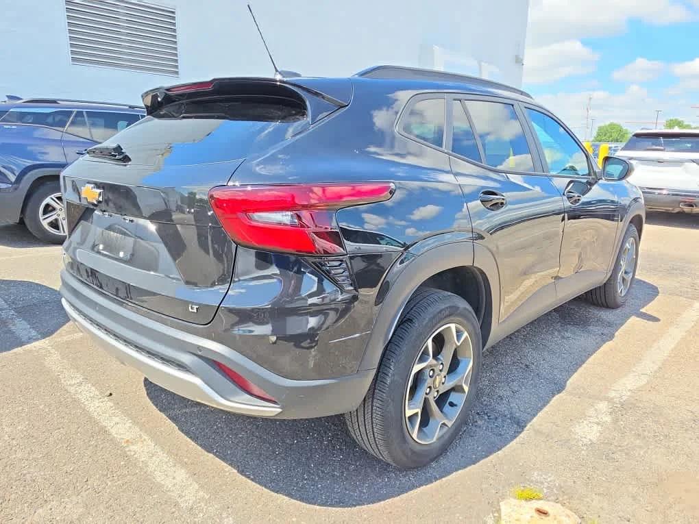 chevrolet trax 2024 KL77LHE29RC153340 image chevrolet trax 2024 KL77LHE29RC153340 image