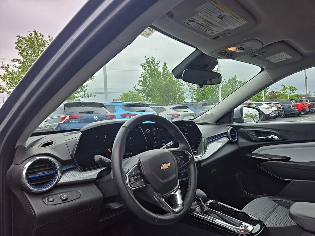 chevrolet trax 2024 KL77LHE20RC235375 image chevrolet trax 2024 KL77LHE20RC235375 image