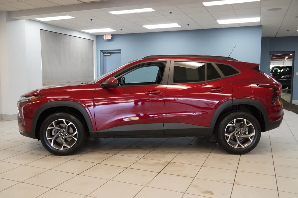 chevrolet trax 2024 KL77LHE27RC074233 image chevrolet trax 2024 KL77LHE27RC074233 image