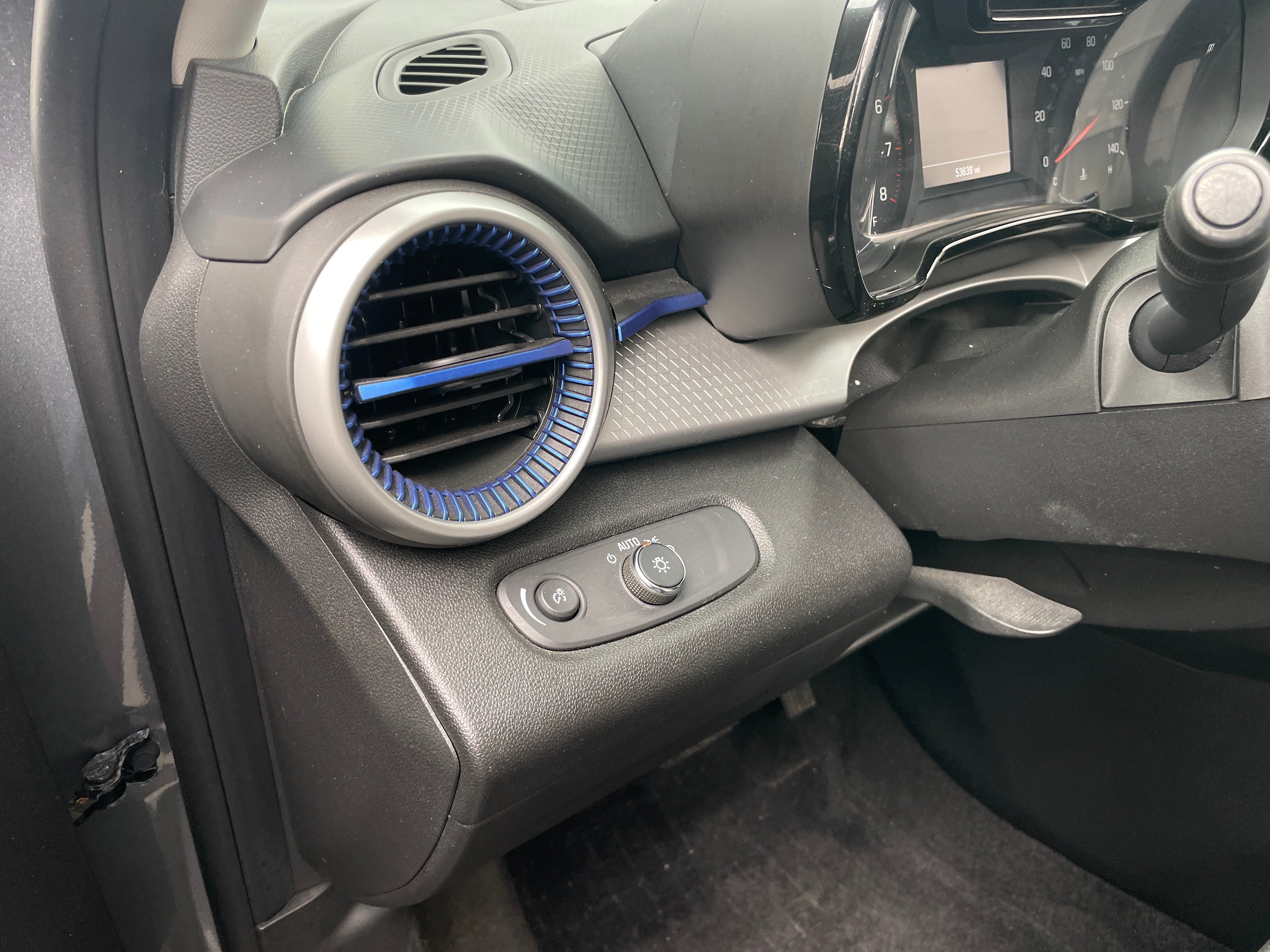 chevrolet trax 2024 KL77LFE23RC033571 image chevrolet trax 2024 KL77LFE23RC033571 image