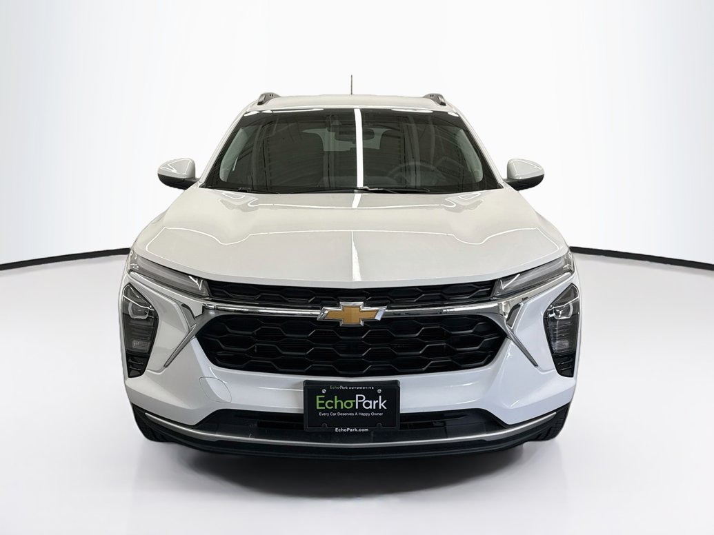 chevrolet trax 2024 KL77LHE27RC000777 image chevrolet trax 2024 KL77LHE27RC000777 image