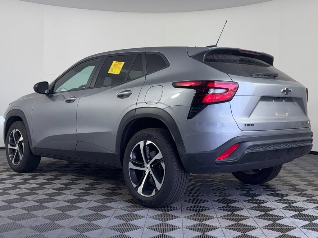 chevrolet trax 2024 KL77LGE29RC042149 image chevrolet trax 2024 KL77LGE29RC042149 image