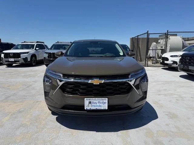chevrolet trax 2024 KL77LFE24RC021199 image chevrolet trax 2024 KL77LFE24RC021199 image