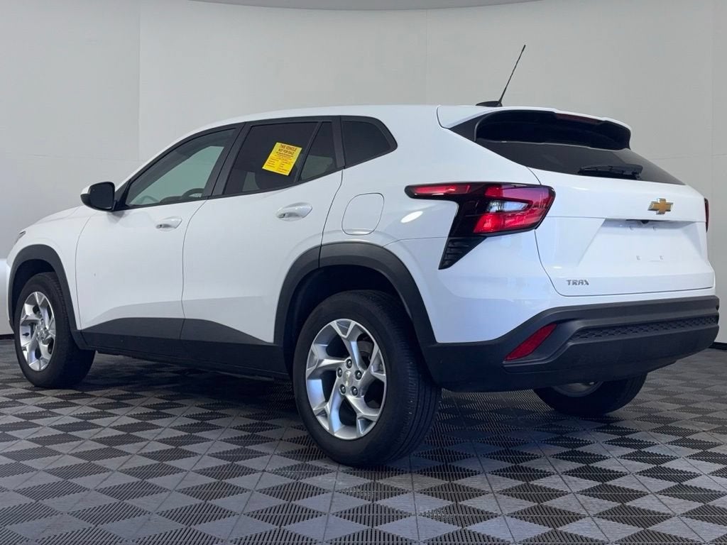 chevrolet trax 2024 KL77LFE23RC063234 image chevrolet trax 2024 KL77LFE23RC063234 image
