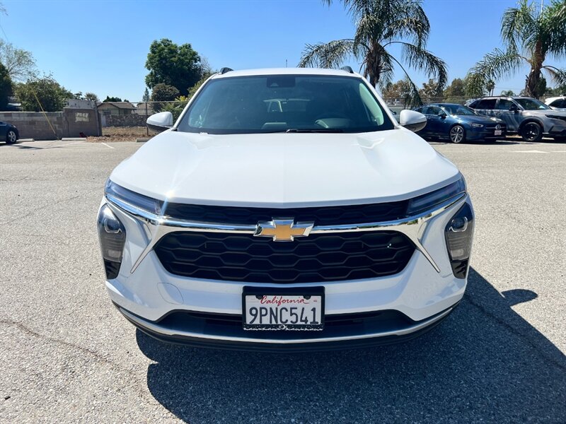 chevrolet trax 2024 KL77LHE27RC120031 image chevrolet trax 2024 KL77LHE27RC120031 image
