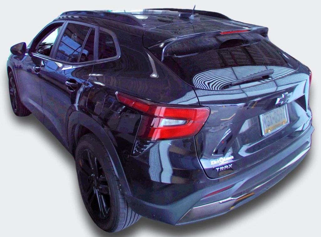 chevrolet trax 2024 KL77LKE21RC060132 image chevrolet trax 2024 KL77LKE21RC060132 image