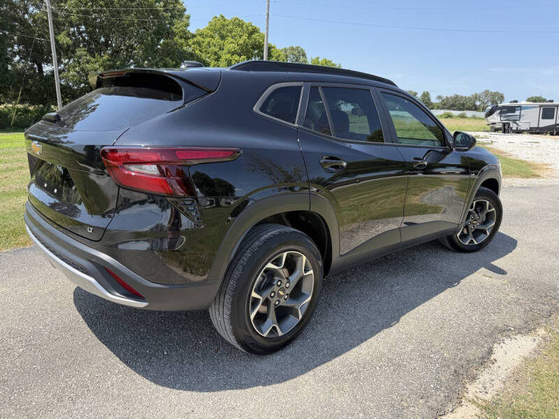 chevrolet trax 2024 KL77LHE27RC211784 image chevrolet trax 2024 KL77LHE27RC211784 image