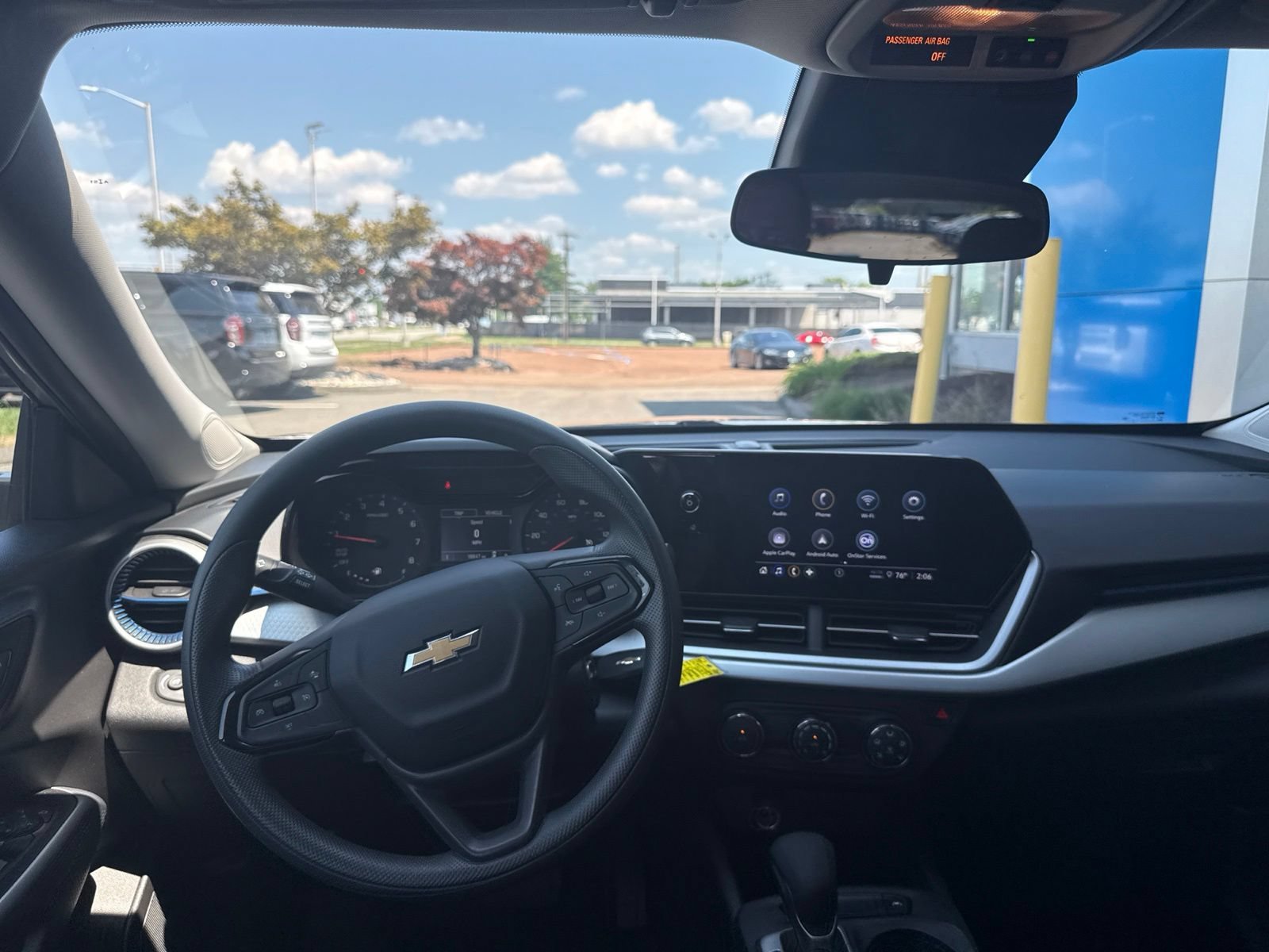 chevrolet trax 2025 KL77LFEP4SC117061 image chevrolet trax 2025 KL77LFEP4SC117061 image