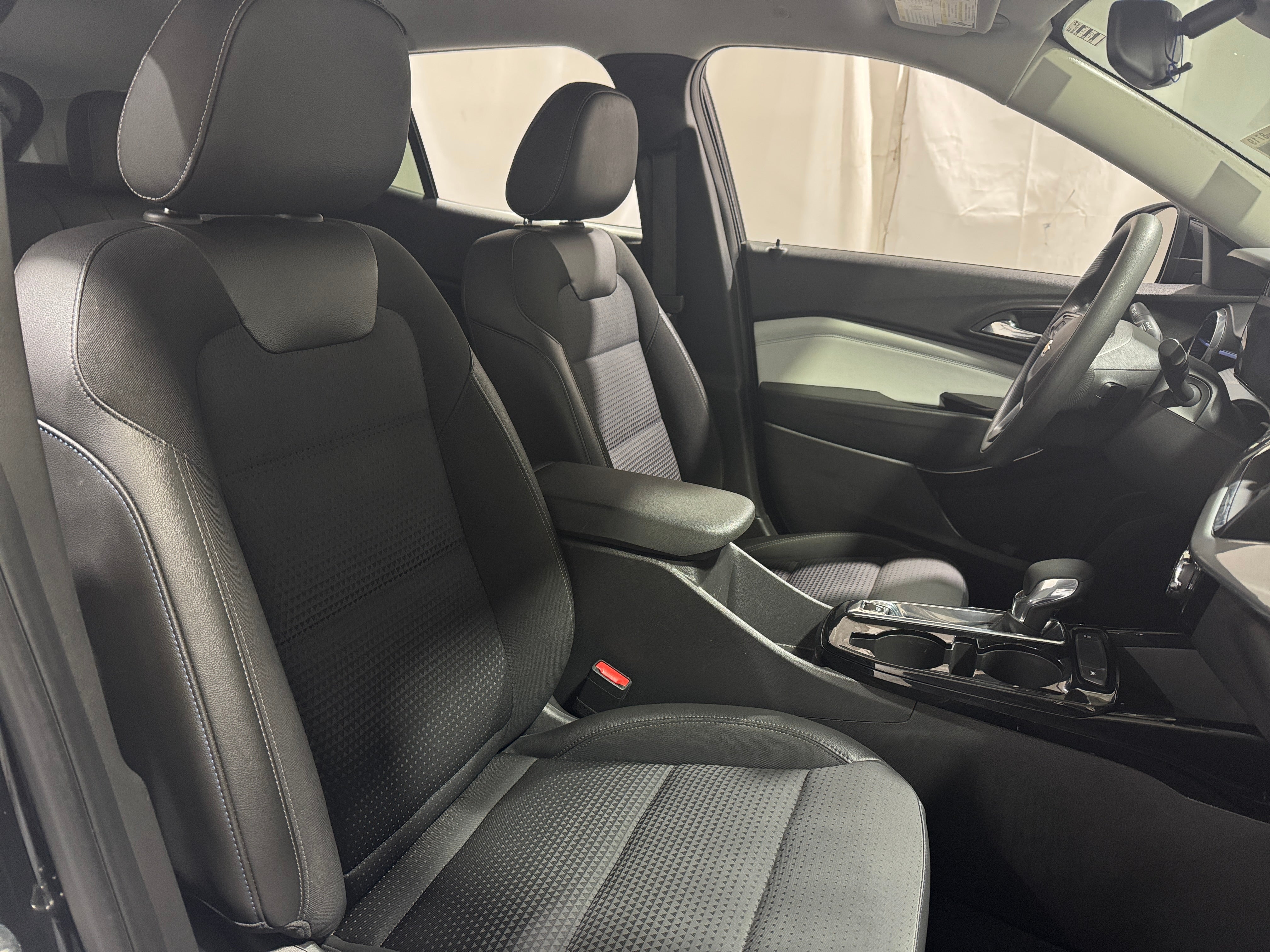 chevrolet trax 2025 KL77LHEP8SC258730 image chevrolet trax 2025 KL77LHEP8SC258730 image