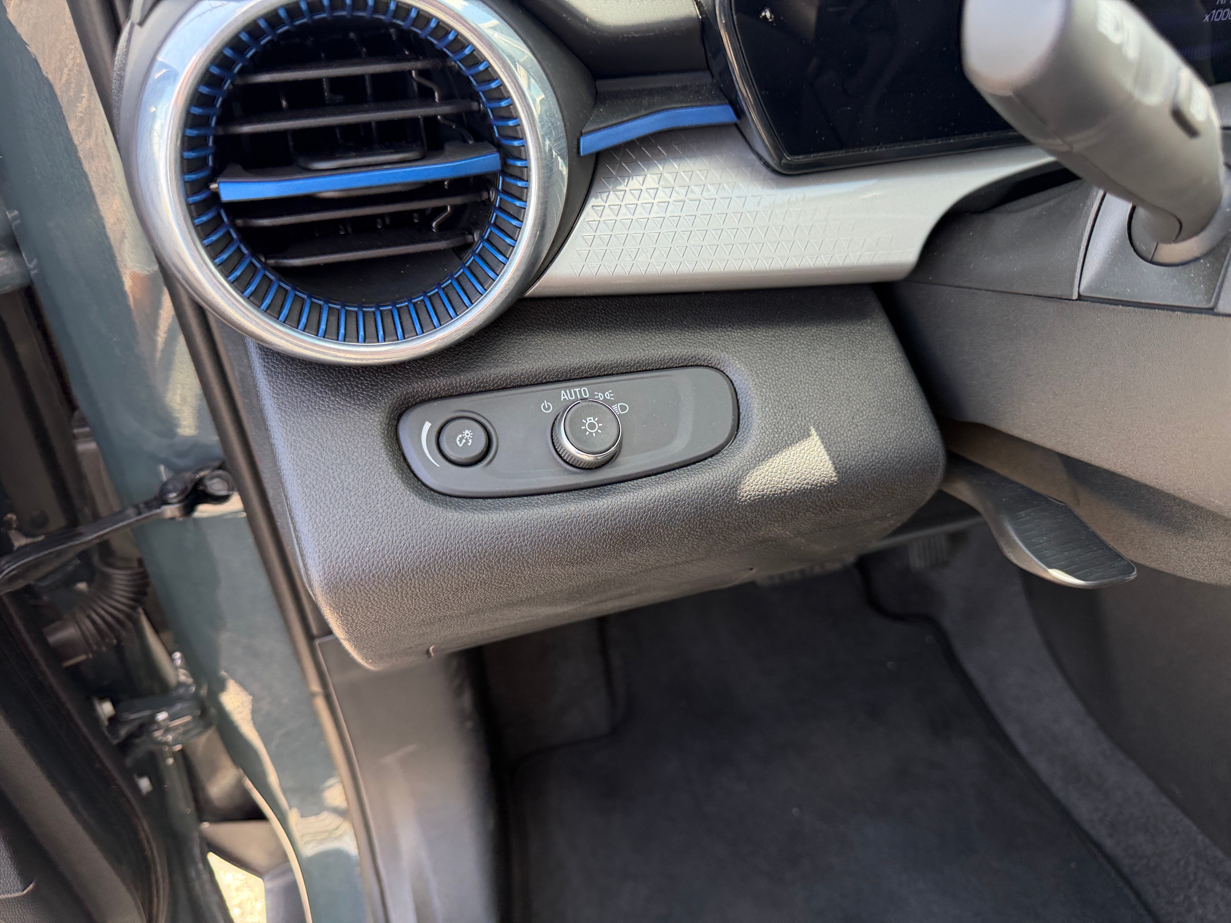 chevrolet trax 2025 KL77LHEP2SC306528 image chevrolet trax 2025 KL77LHEP2SC306528 image