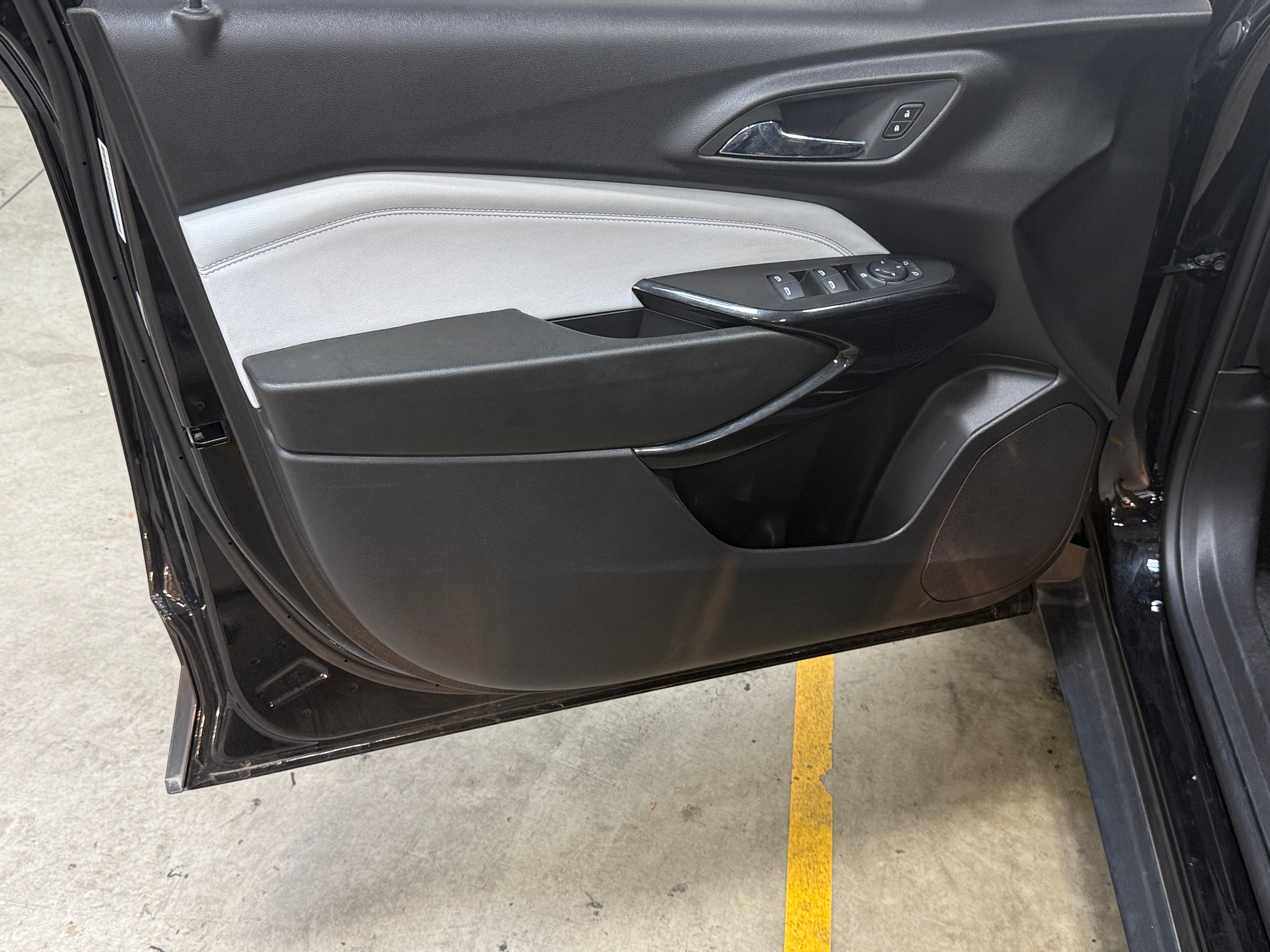 chevrolet trax 2025 KL77LHEP5SC319693 image chevrolet trax 2025 KL77LHEP5SC319693 image