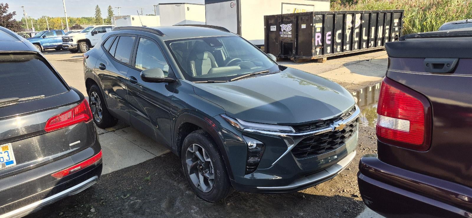 chevrolet trax 2025 KL77LHEP1SC210051 image