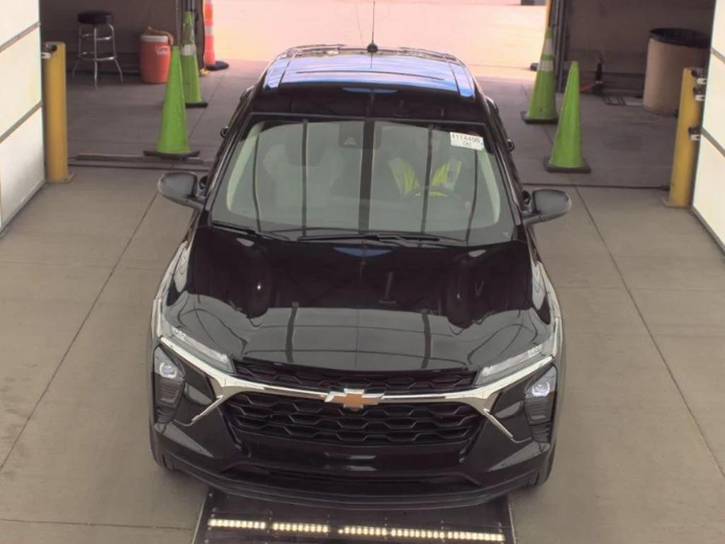 chevrolet trax 2025 KL77LFEP2SC266911 image chevrolet trax 2025 KL77LFEP2SC266911 image