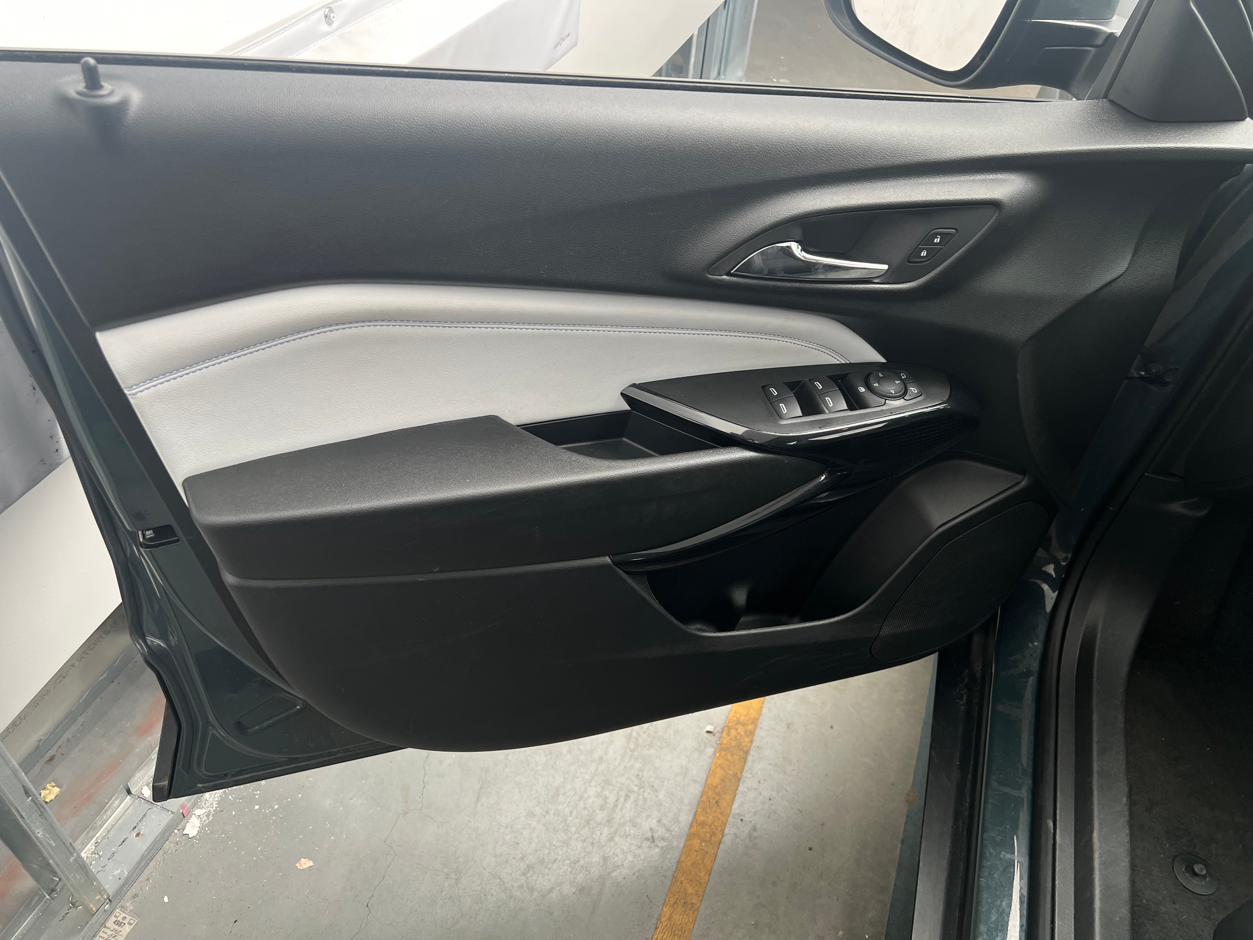 chevrolet trax 2025 KL77LHEPXSC201929 image chevrolet trax 2025 KL77LHEPXSC201929 image